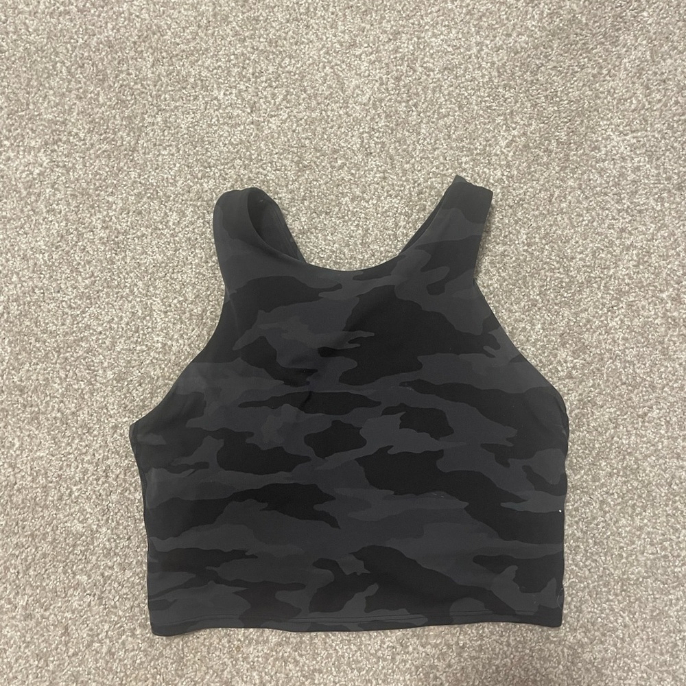 Women’s Athleta Black Camo Cropped Athletic Top
